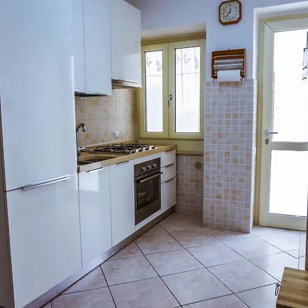 Graziosa Casa In Zona Latratino Holiday home